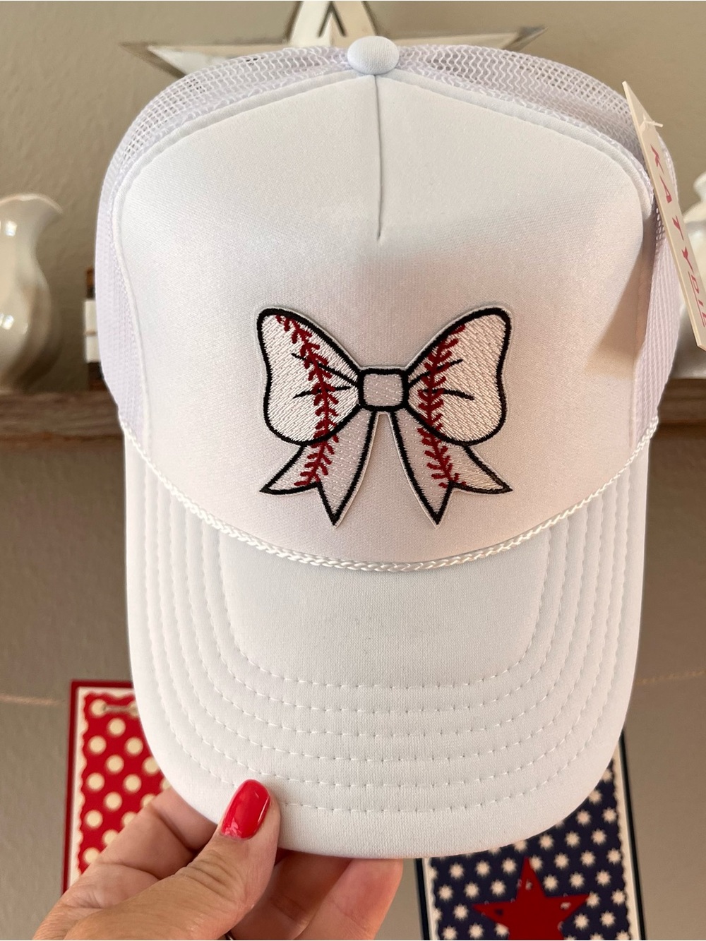 White Baseball Stitch Bow Trucker Hat